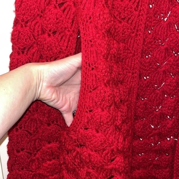 GORGEOUS red chunky crochet handknit open cardigan/cape/poncho boho grandma OS - Picture 4 of 10